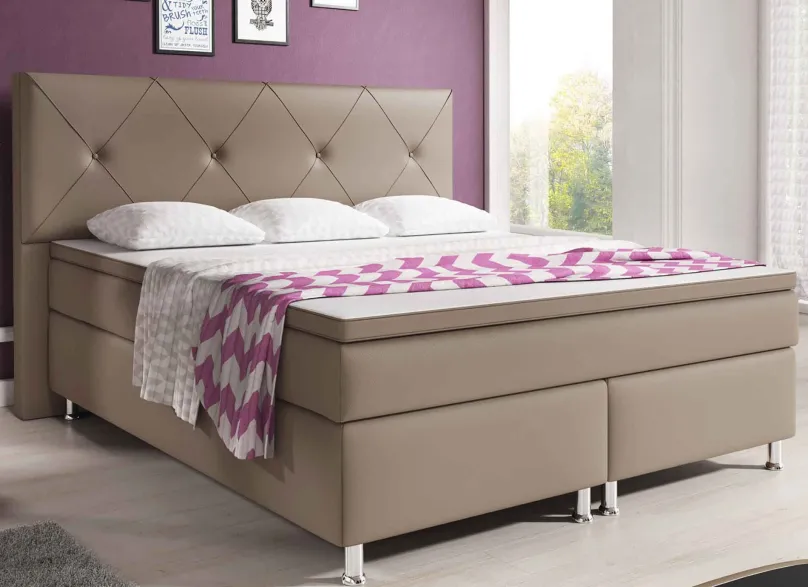Boxspringbett mit hohem Kopfteil Boxspringbett