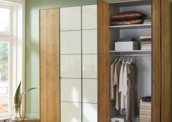Clearance Quito Kleiderschrank mit Glastüren Drehtürenschränke